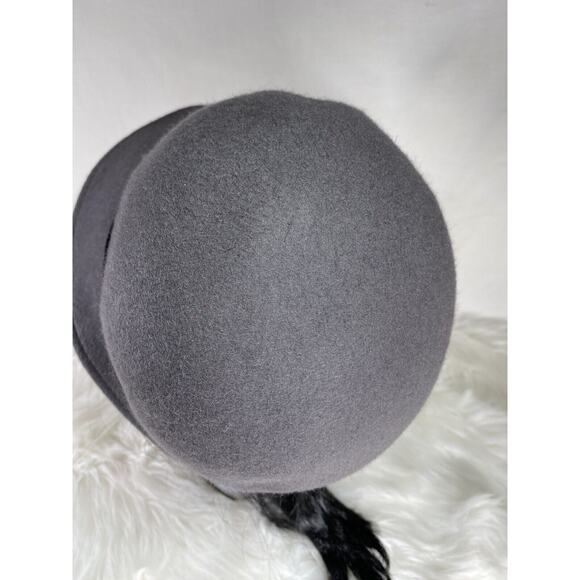 100% Wool Cloche Bucket 1920 Style Gray Hat Leather Black Bands Button Accent - Picture 3 of 5